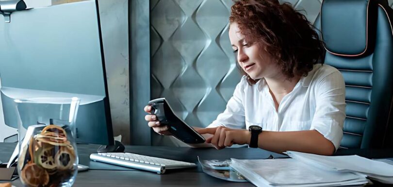 Bookkeeper near me helping small business