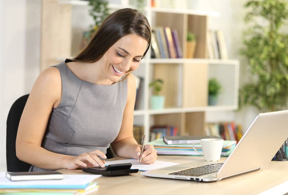 Brisbane-based bookkeeper using cloud accounting for Bookkeeping Services in Brisbane