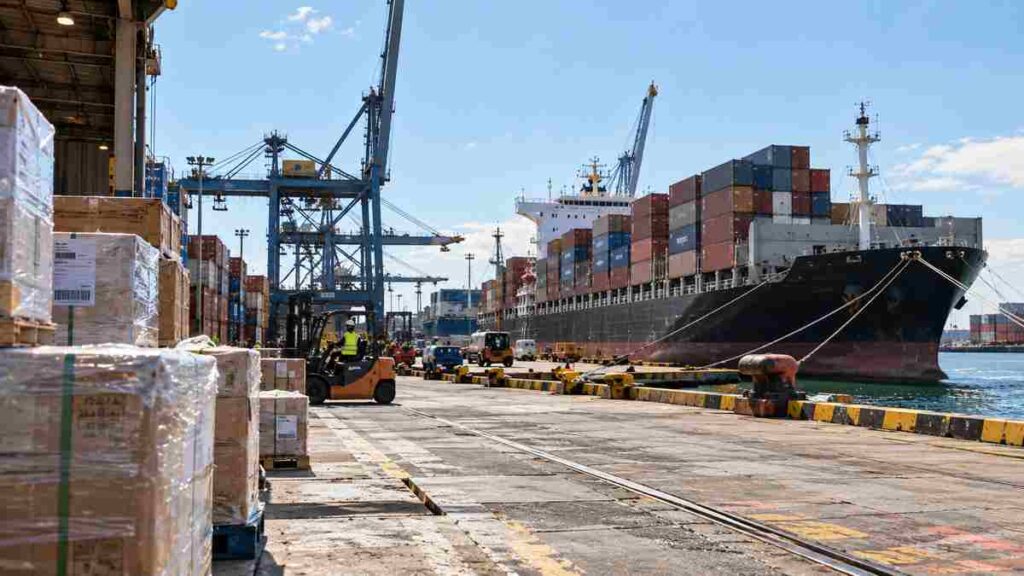 Estimated landed cost from purchase to port