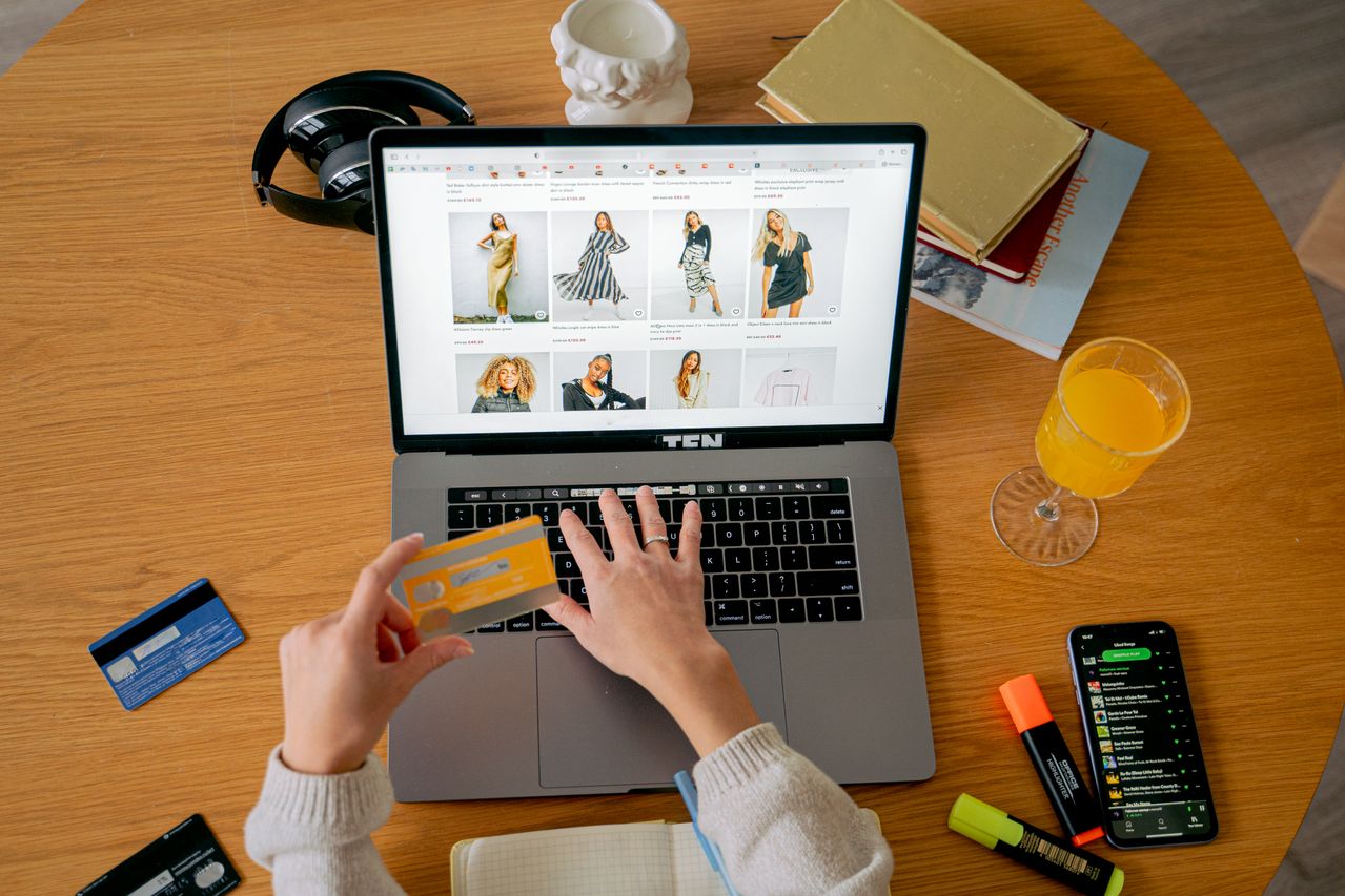 6 Signs Your Multi-Channel Inventory Accounting Is Failing 1 6 Signs Your Multi-Channel Inventory Accounting Is Failing