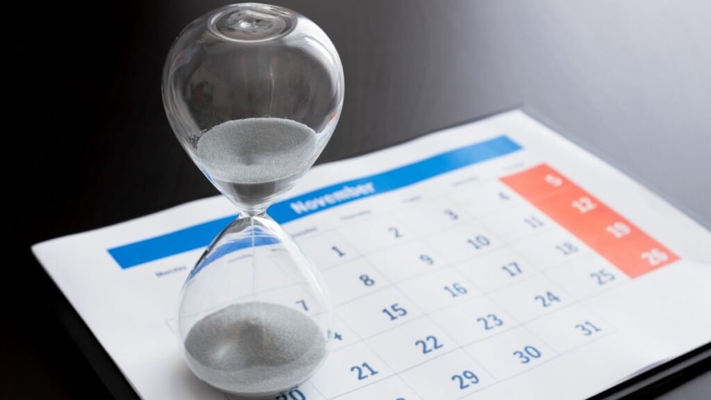 Holiday season inventory management strategies countdown